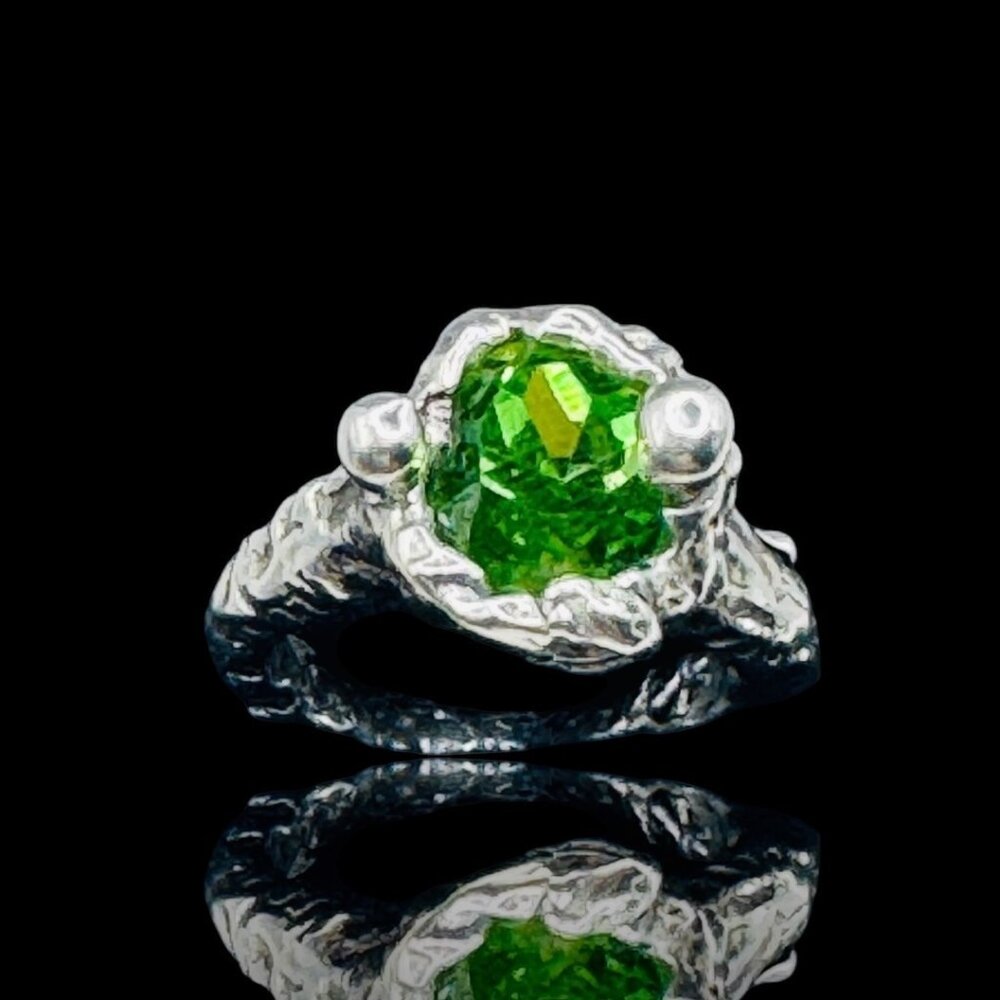 Artisan Crafted Boho Metalwork Silver Ring With 10mm Green Crystal Stone Sz  6.5